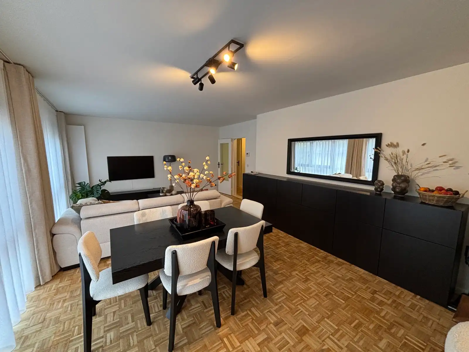 Gerenoveerd appartement met 3 slpk + garage in Mechelen foto 6