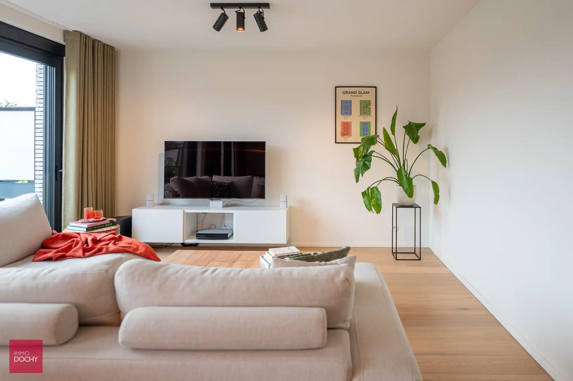 Prachtig afgewerkt appartement met ruim zonneterras centrum Waregem foto 9