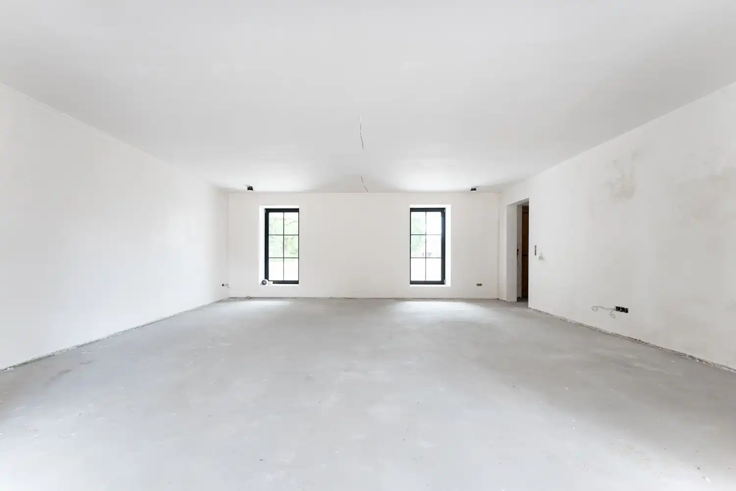 Charmante gerenoveerde CASCO + woning te koop in Leopoldsburg - 4 slaapkamers, 1 badkamer, ruime keuken en 2 toiletten op 237 m², volledig gerenoveerd in 2026! foto 11