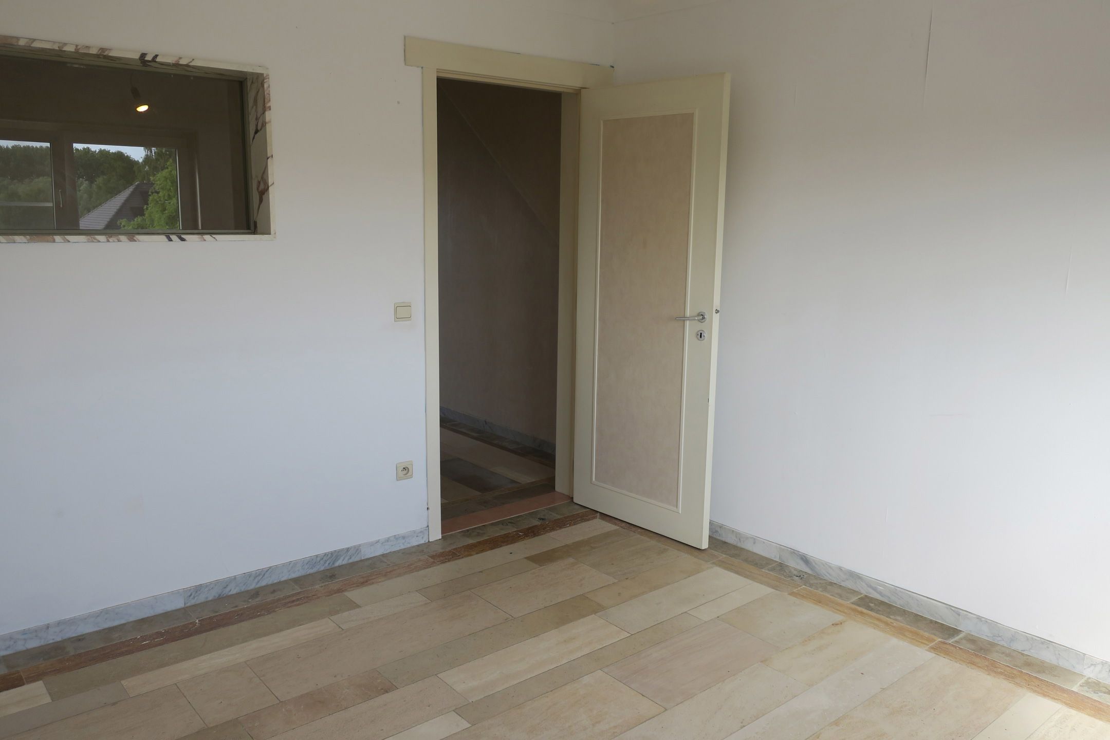 DUPLEX-APPARTEMENT MET 2 SLAAPKAMERS EN TERRAS foto 11