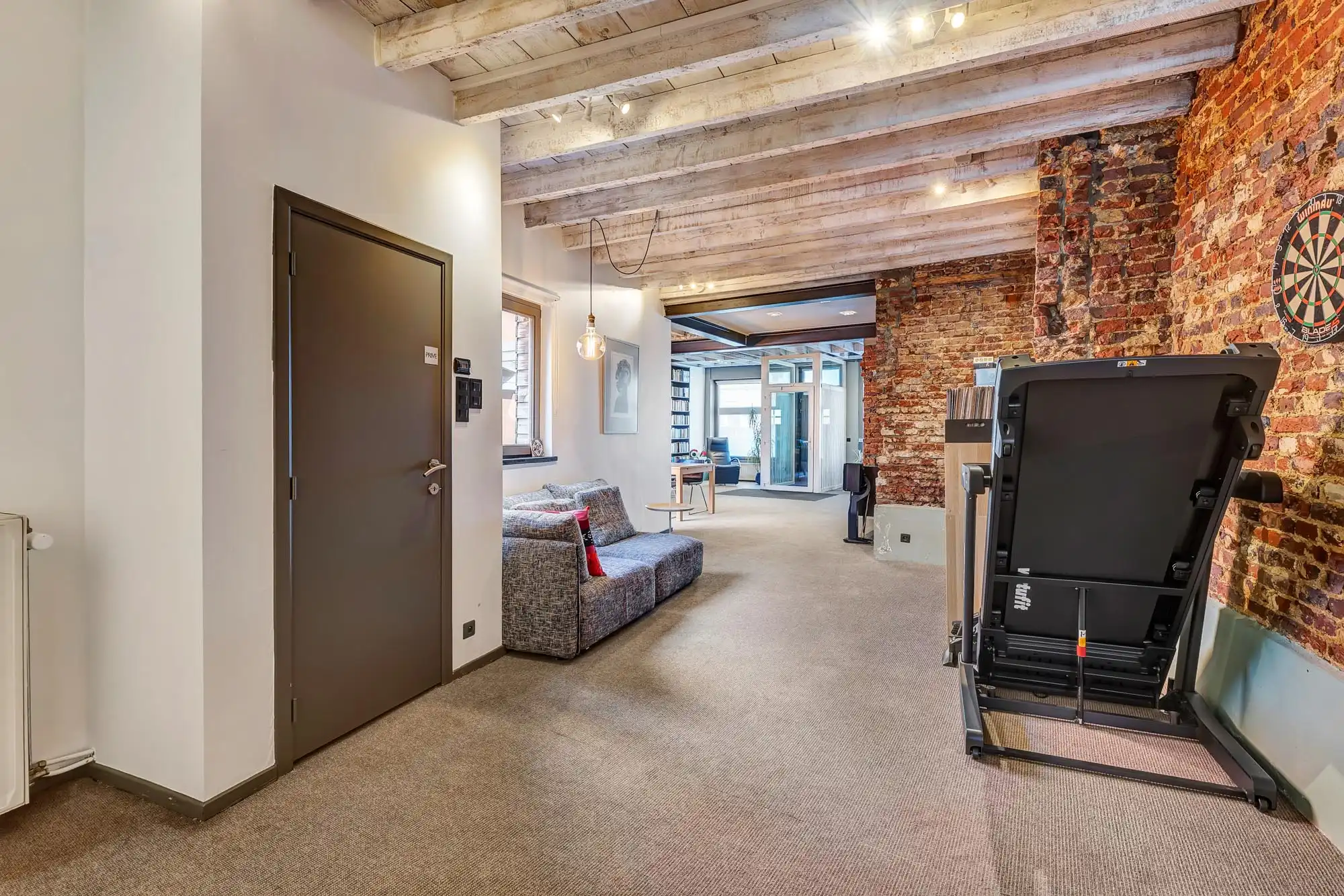 Prachtige woning met authentiek karakter foto 6