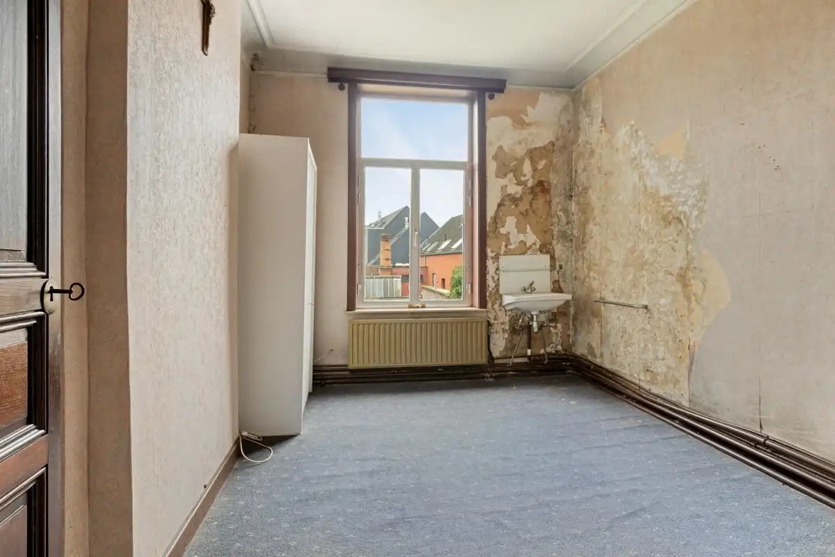 Statig herenhuis in het hart van Brakel foto 15