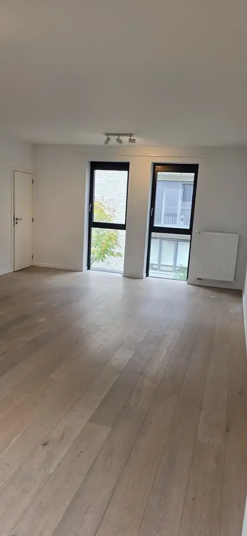 Ruime stadswoning met 3 slaapkamers, privétuin en ondergrondse staanplaats in Antwerpen foto 17