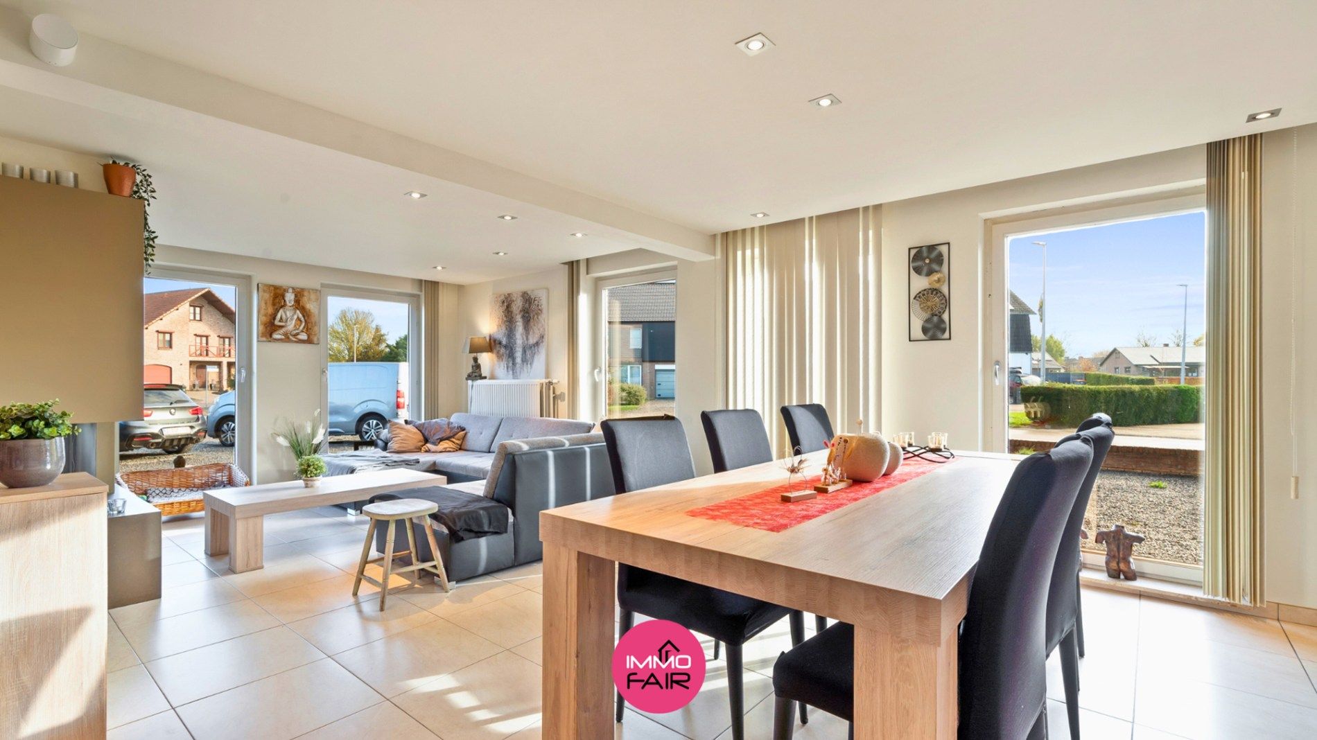 Ruime gezinswoning op geliefde locatie! foto 4