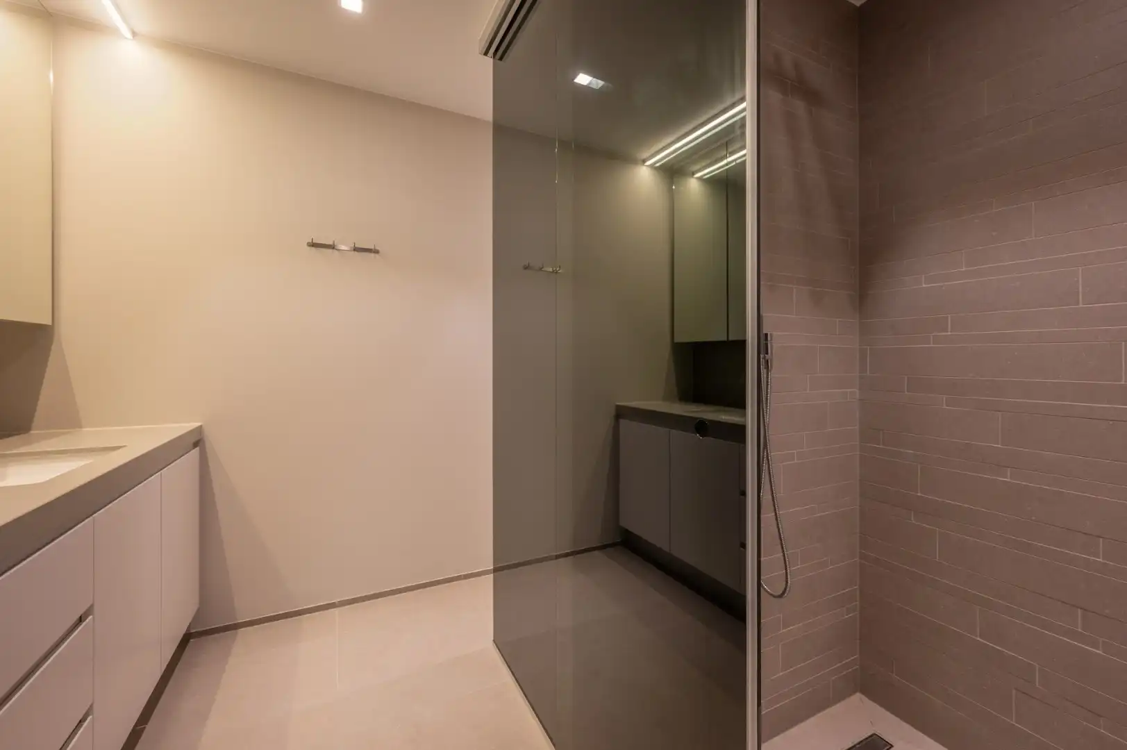 Exclusief appartement van 162 m2 in res. La Réserve met prachtig zicht op zegemeer foto 18