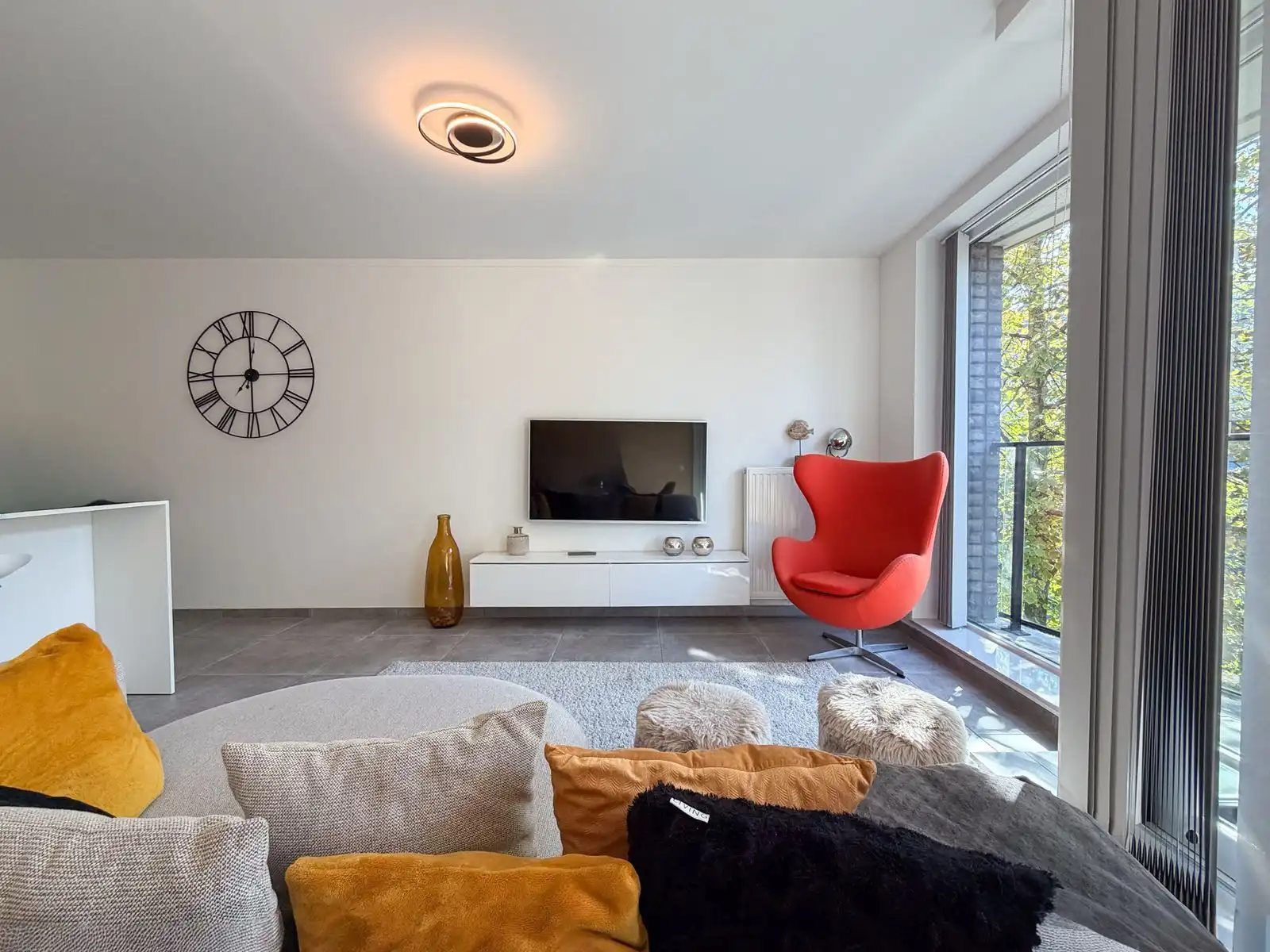 Jonge residentie met 2 slaapkamers en 2 terrassen foto 2
