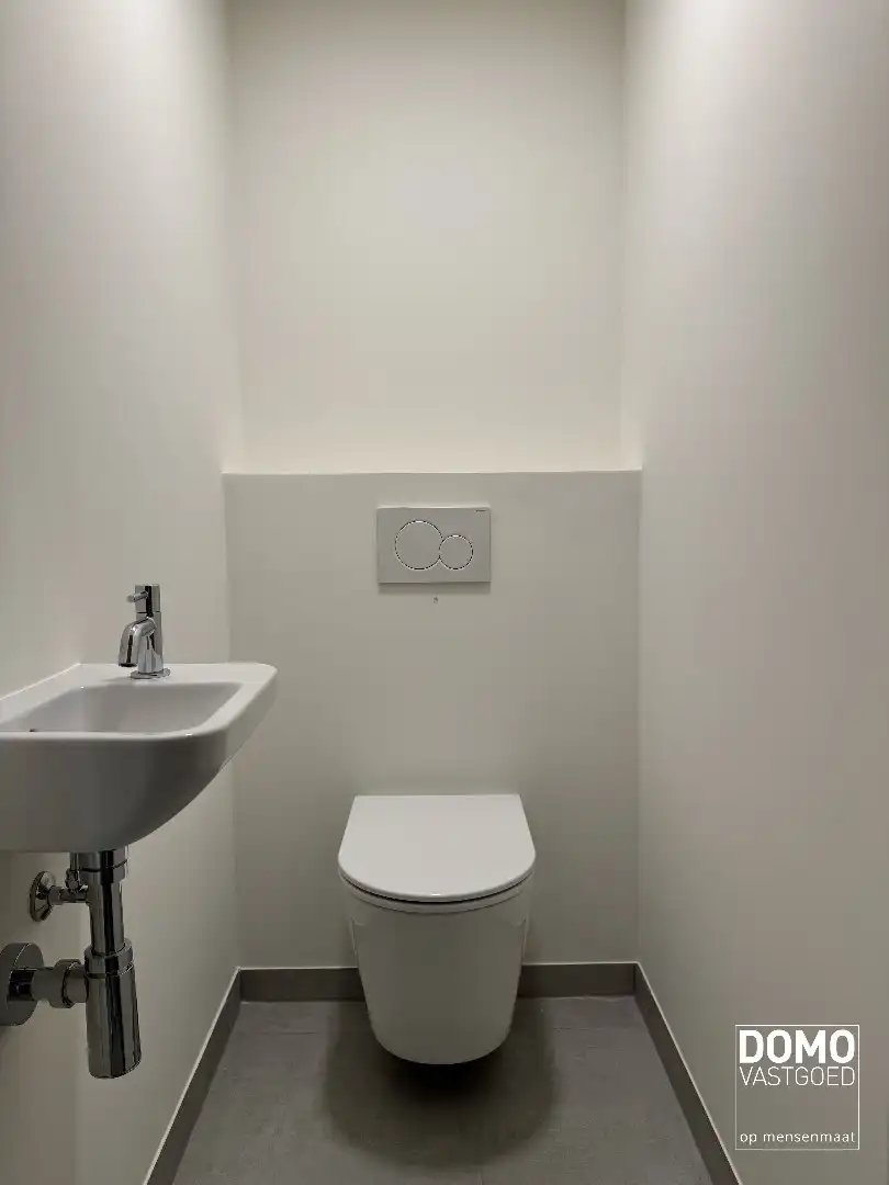 NIEUWBOUWAPPARTEMENT MET 2 SLAAPKAMERS, TERRAS, ONDERGRONDSE AUTOSTANDPLAATS EN KELDERBERGING IN RESIDENTIE "DE KWINT" TE ZONHOVEN foto 10