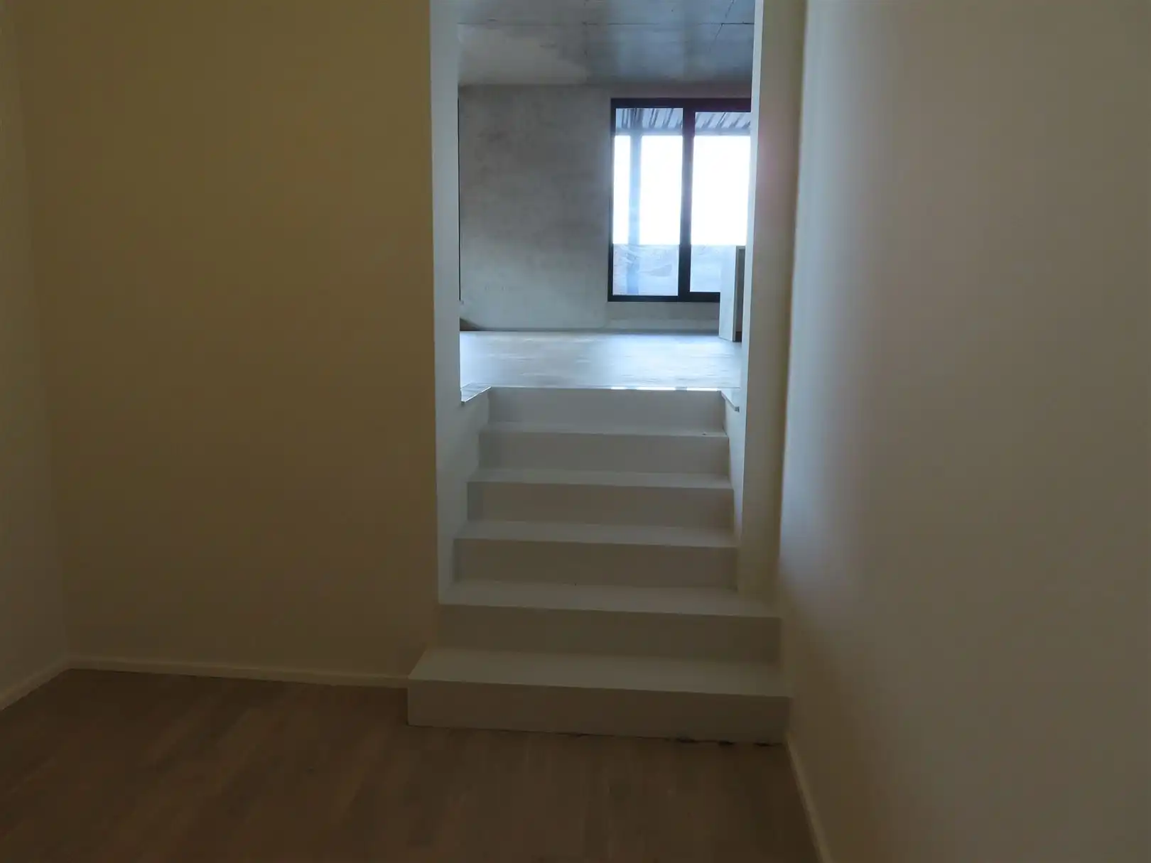 Loft appartement (187m²) met terras (120m²) & parking! foto 24