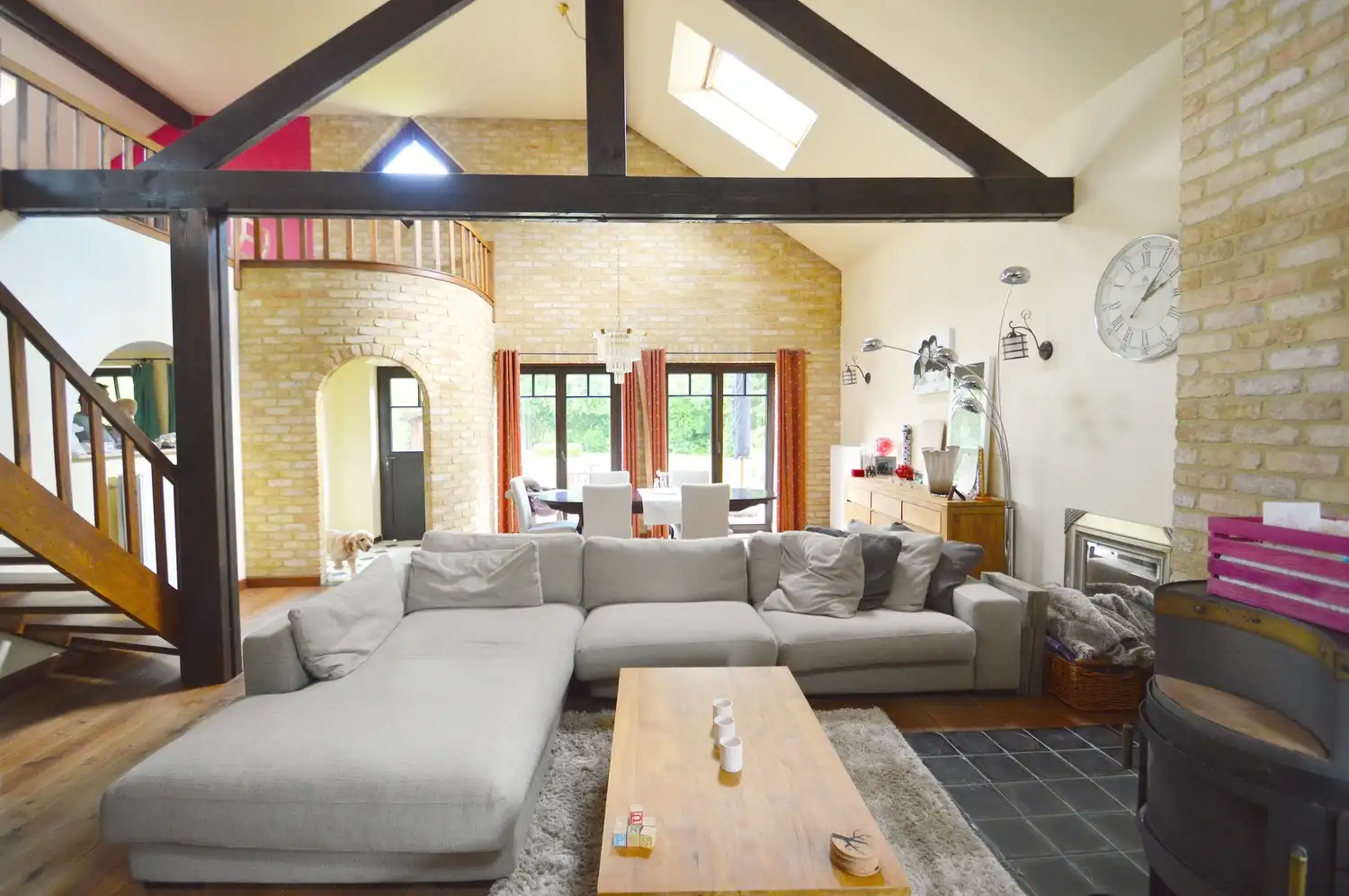 ENERGIEZUINIGE VILLA MET 6 SLAAPKAMERS IN RESIDENTIËLE BUURT foto 9
