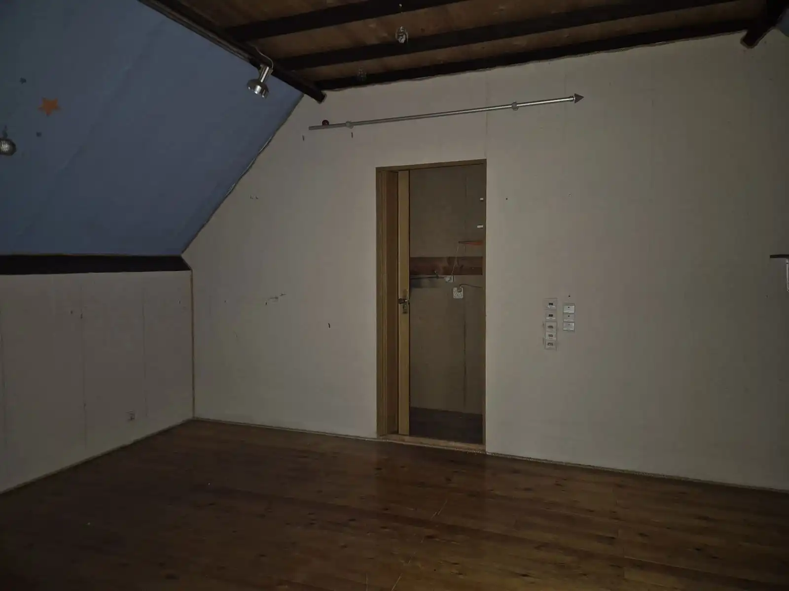 Te renoveren villa op toplocatie te Sijsele/Damme foto 11