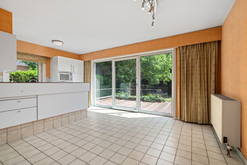 Ruime woning op goed gelegen locatie - 421 m² foto 7
