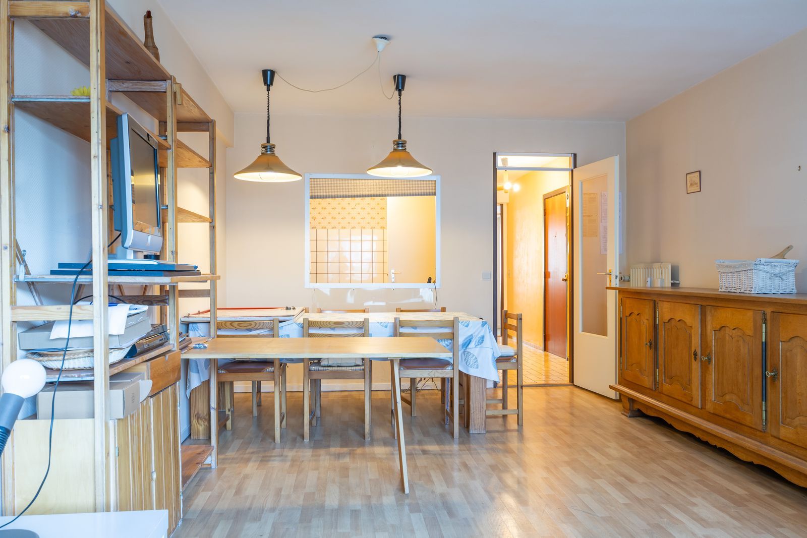 Ruim appartement met 2 slpk en lateraal zeezicht in hartje Oostende foto 4