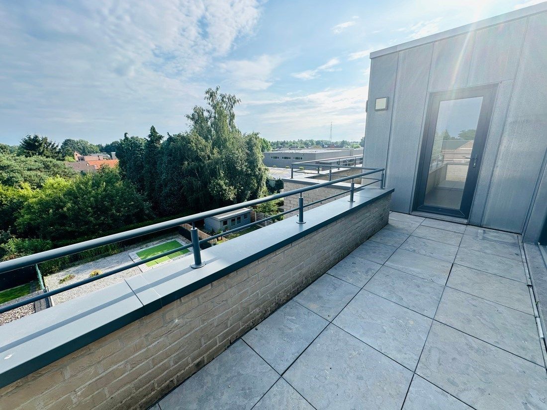 Luxe penthouse appartement te Hasselt/Kermt foto 27