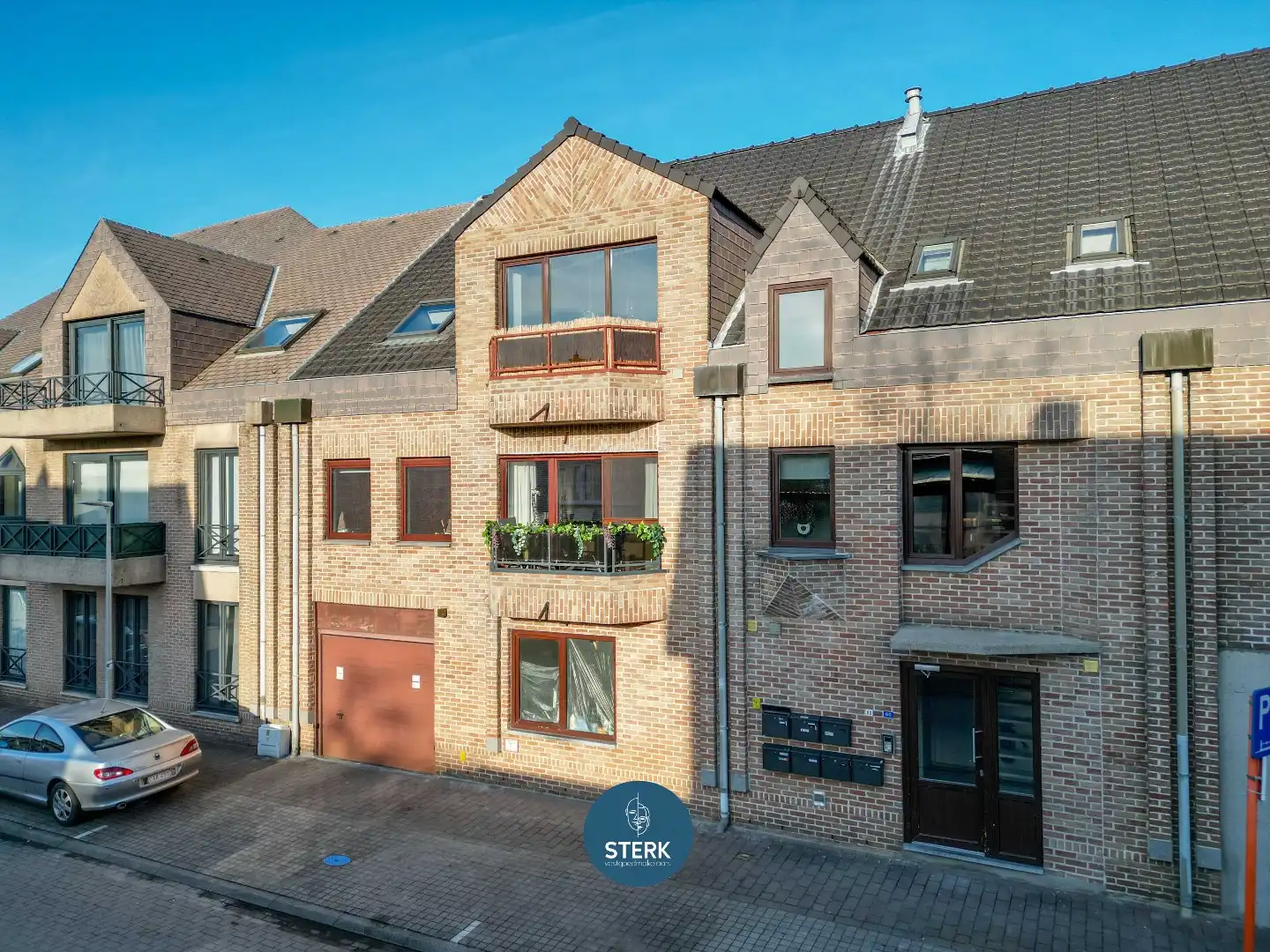GERENOVEERD APPARTEMENT OP EEN TOPLOCATIE TE LANAKEN !  foto 4