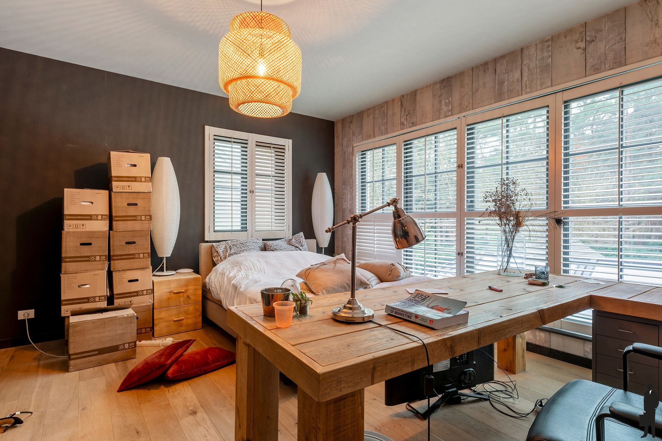 Grenzende aan bosgebied, sfeervolle villa op ca. 2.325m² foto 19