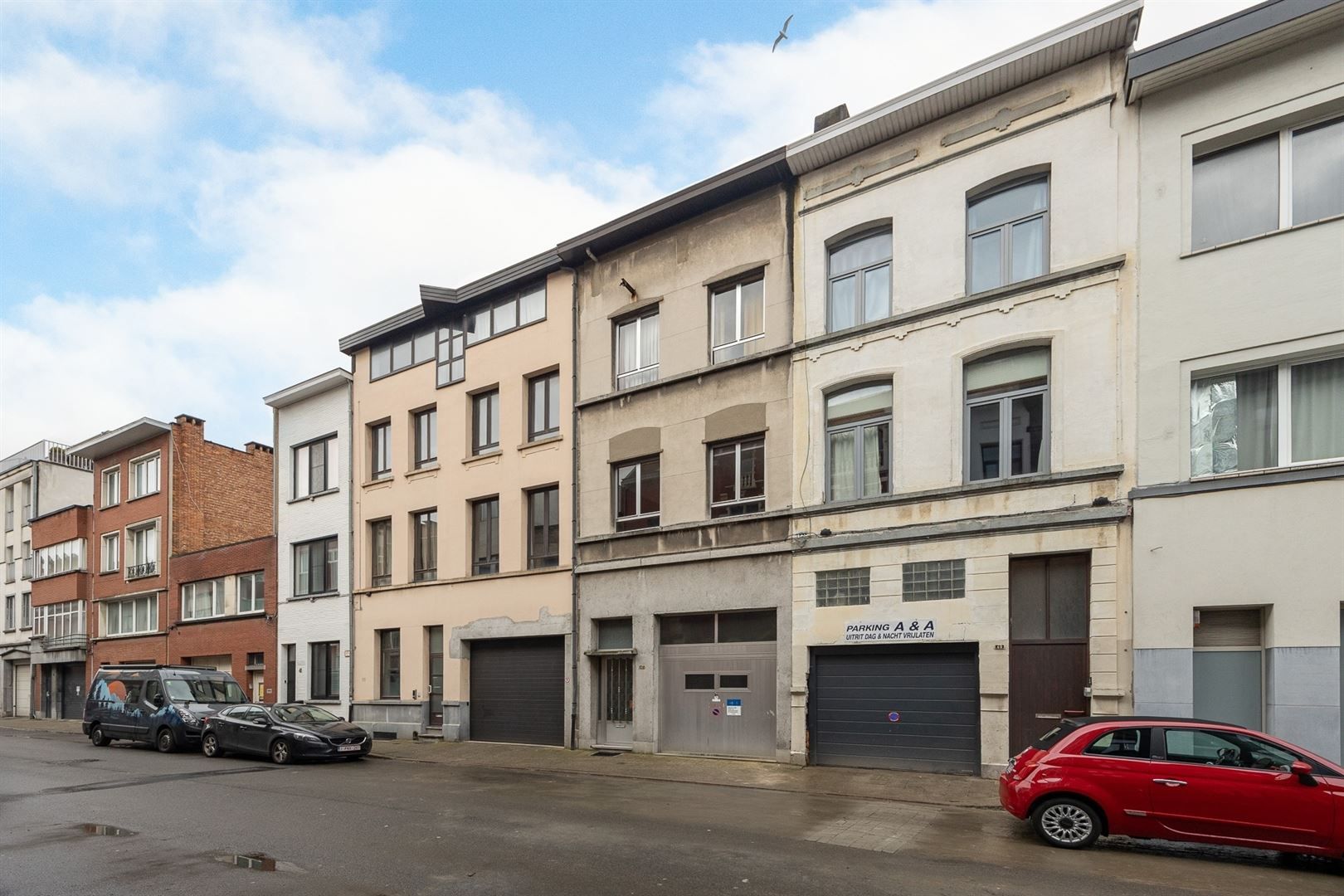 Ruime te renoveren woning op het Zuid foto 25