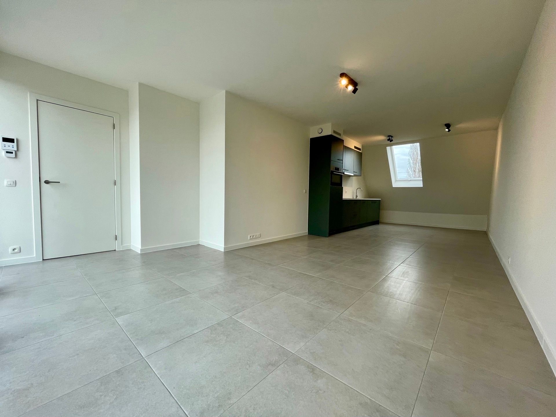 Nieuwbouw appartement met één slaapkamer foto 2