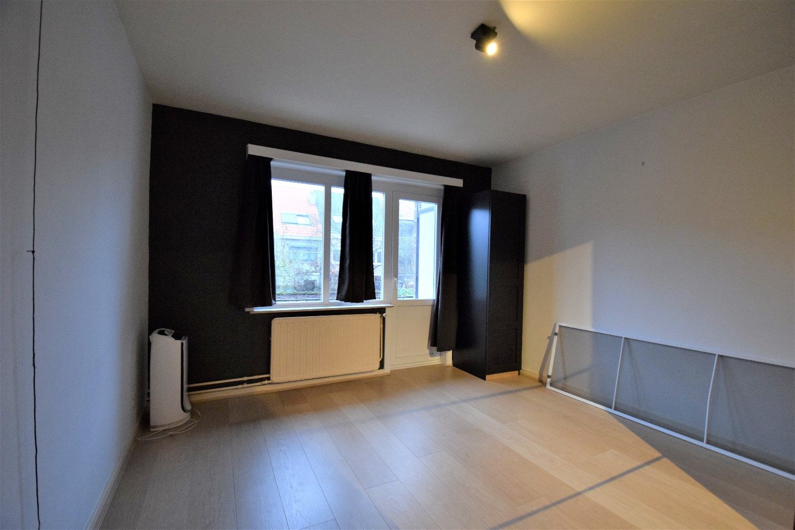 Ruim appartement (99m²)  met 2 slaapkamers terras en garage in Gent foto 5