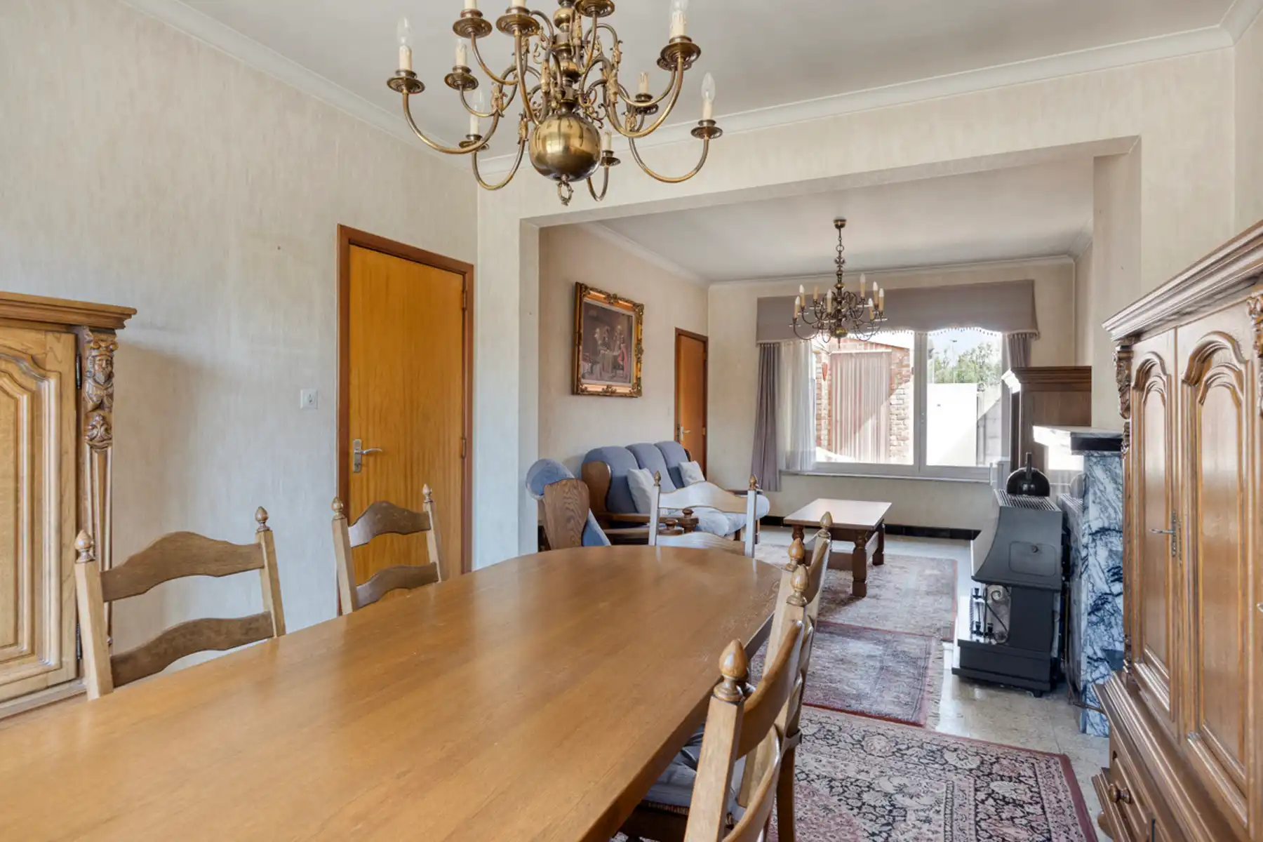 IN OPTIE - Solide te renoveren burgerwoning mét doorgang in Opstal foto 8