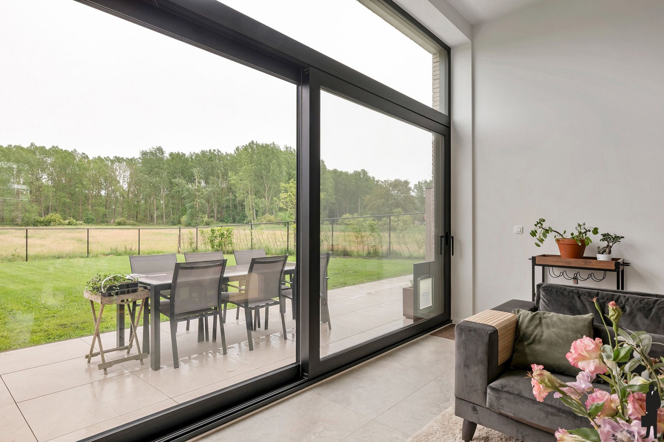 Exclusief BEN-gelijkvloers appartement (150 m²) met 3 slk’s, riante tuin (300 m²), kelder (60 m²) en prachtig uitzicht op natuurgebied. foto 8