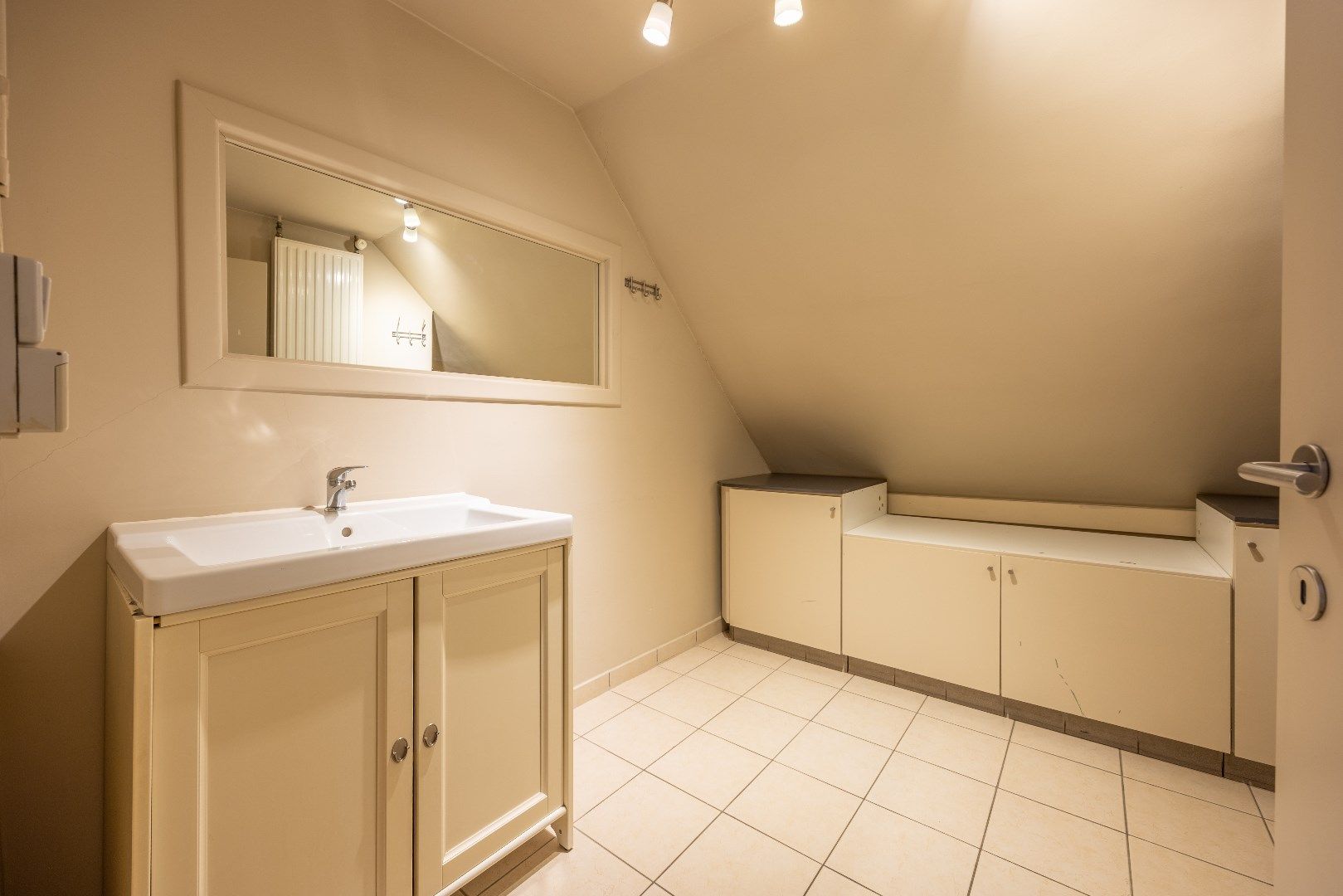 COMMERCIEEL PAND OP TOPLOCATIE IN WAREGEM foto 16