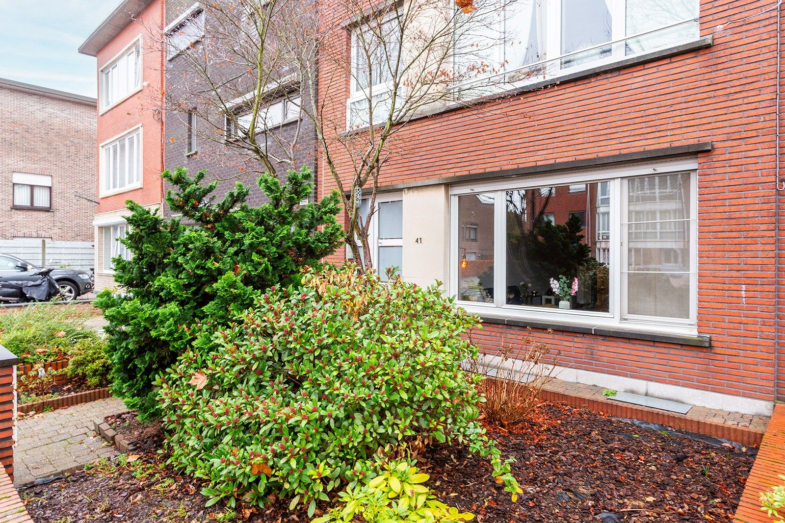 Gelijkvloers appartement met tuin foto 13