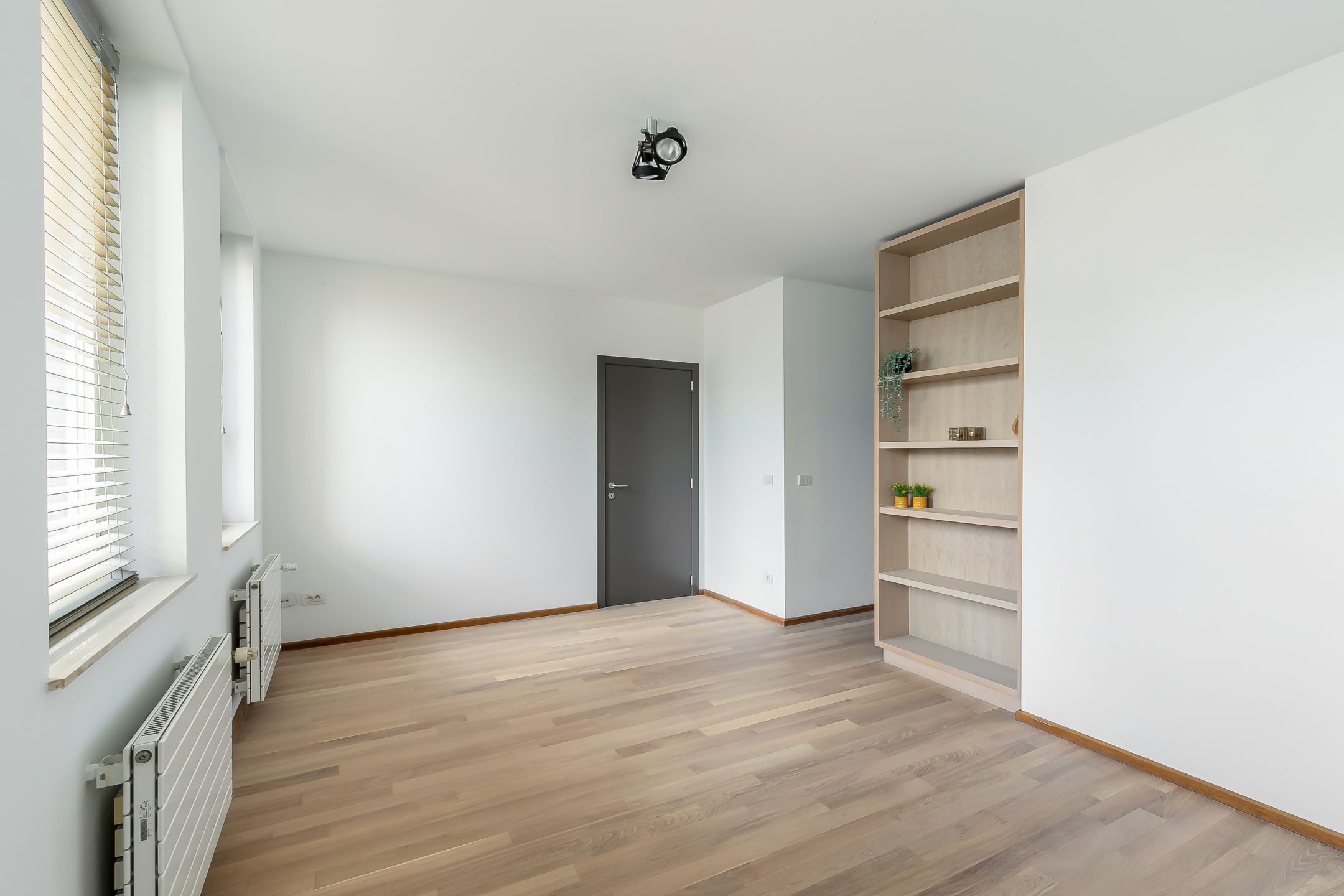 Appartement aan het MAS met vele mogelijkheden. foto 10