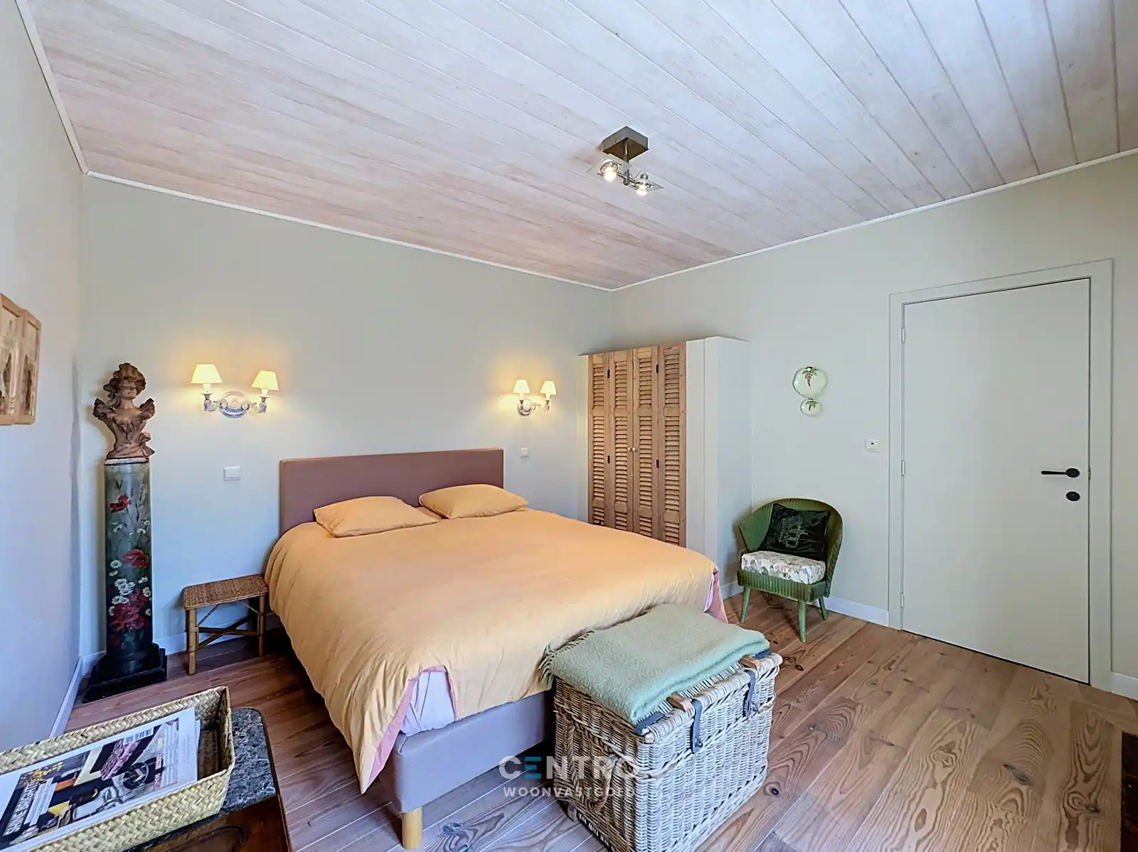 Leuke kunstenaarswoning met 3 slpks en 3 badks in 'het Witte dorp'! foto 7