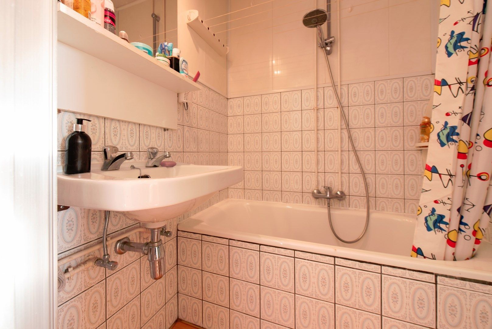 Aangename studio in rustige residentie! foto 6