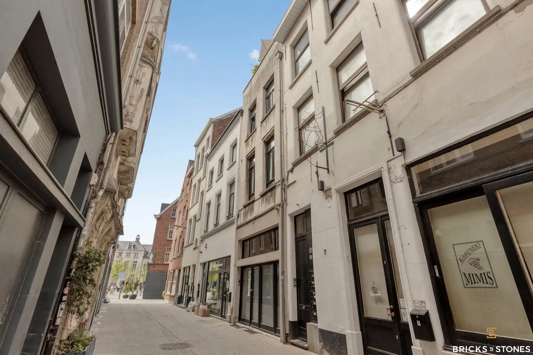 Woning aan Vrijdagsmarkt met dakterras en parking foto 14