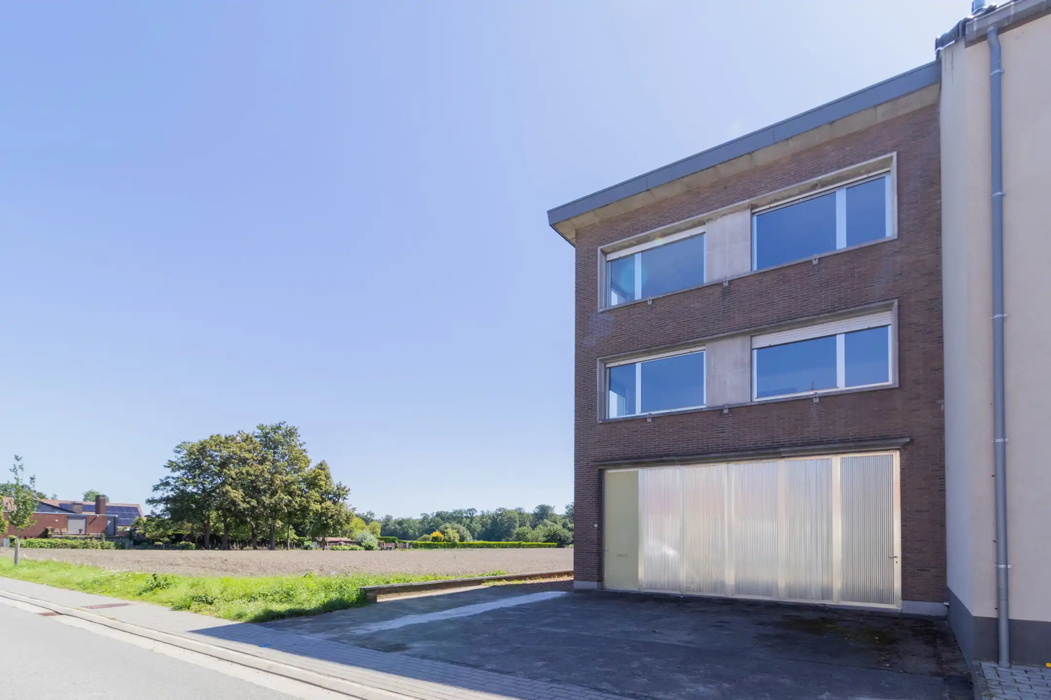 KORTENBERG- zeer ruime driegevel-woning op perceel van 11a foto 19