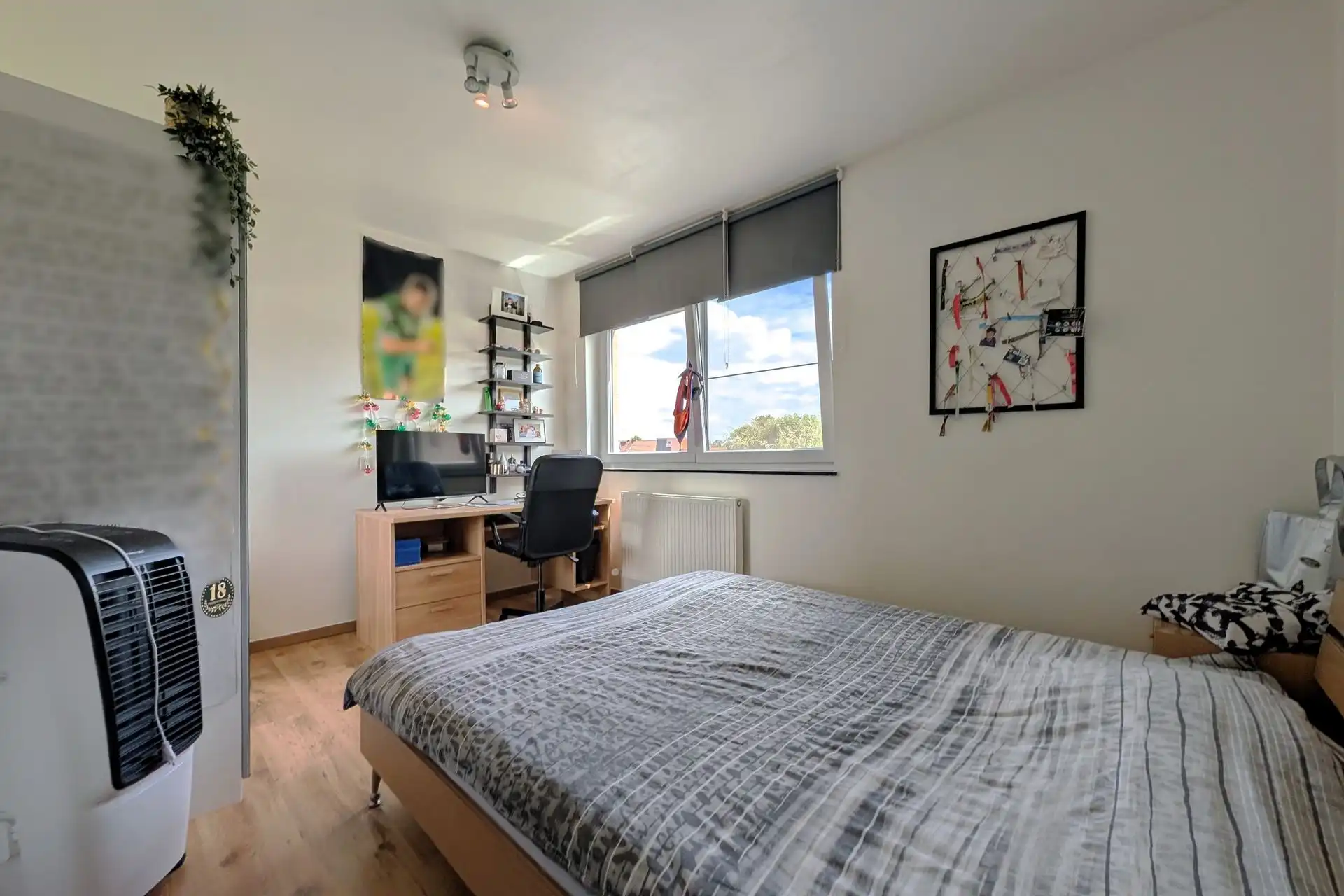 Instapklare halfopen woning met 3 slaapkamers en zwembad te Bilzen foto 15