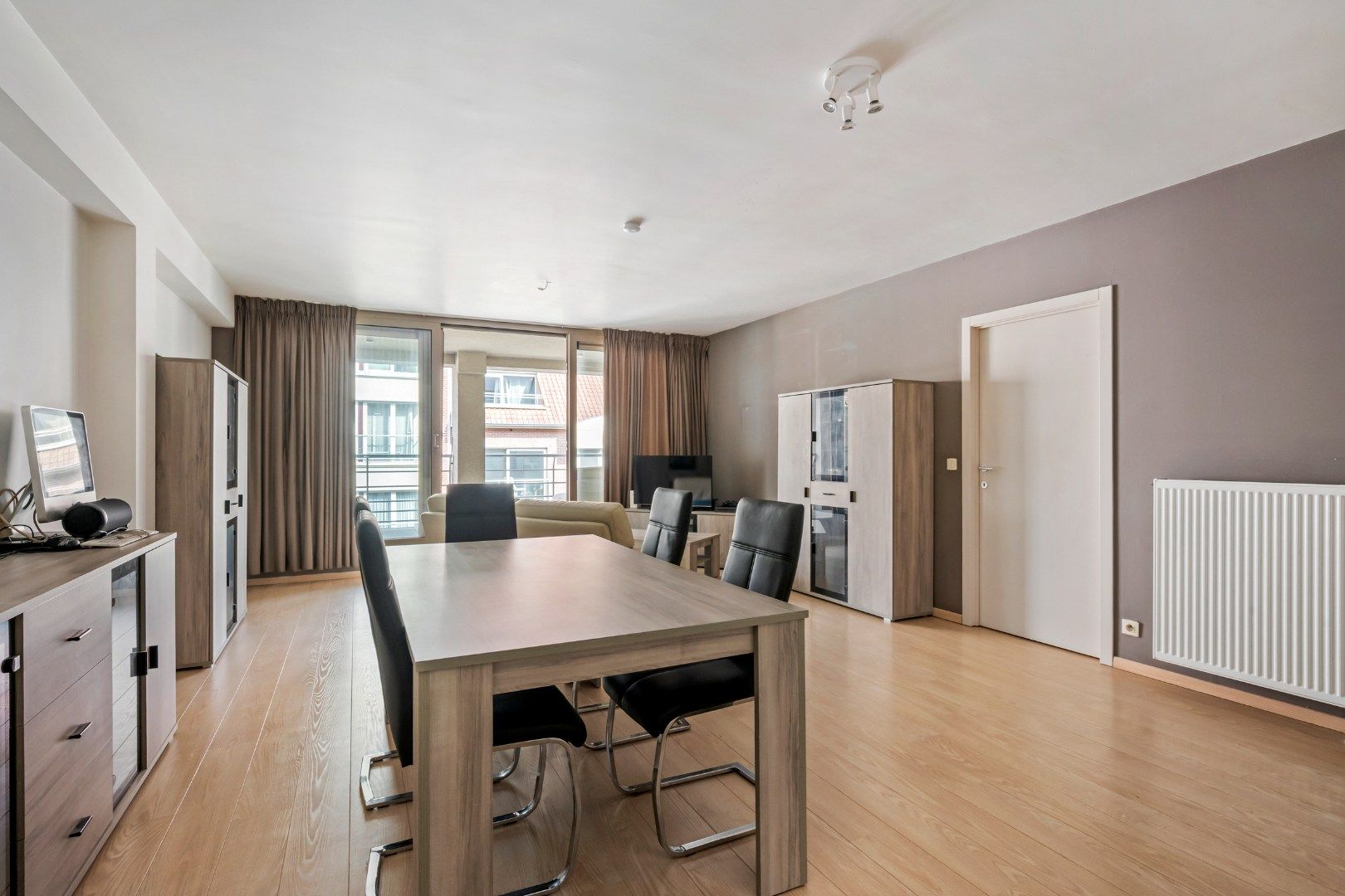 Appartement met groot terras aan de oevers van de Leie in Kortrijk foto 6