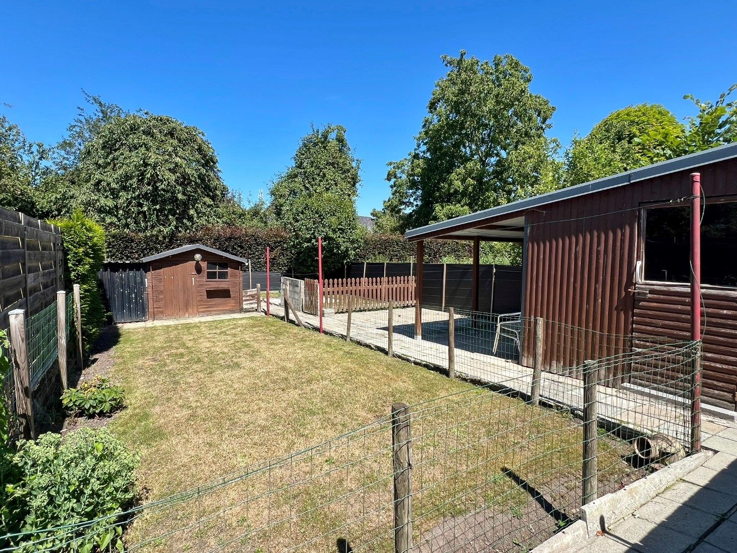 Te renoveren woning in de rustige dorpskern van Elverdinge.  foto 14