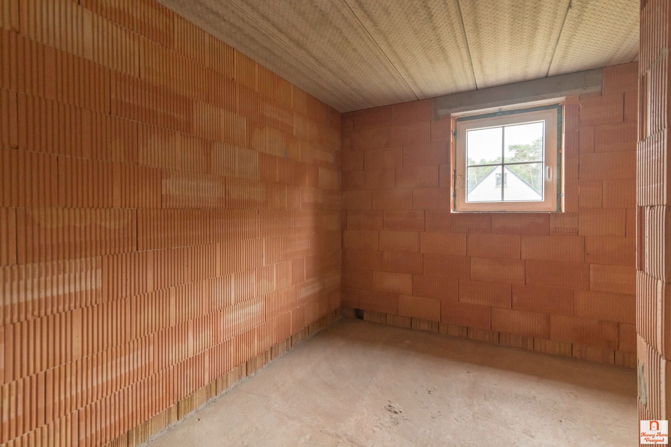 Halfopen BEN-woning in rustige straat met zuidgerichte tuin foto 16