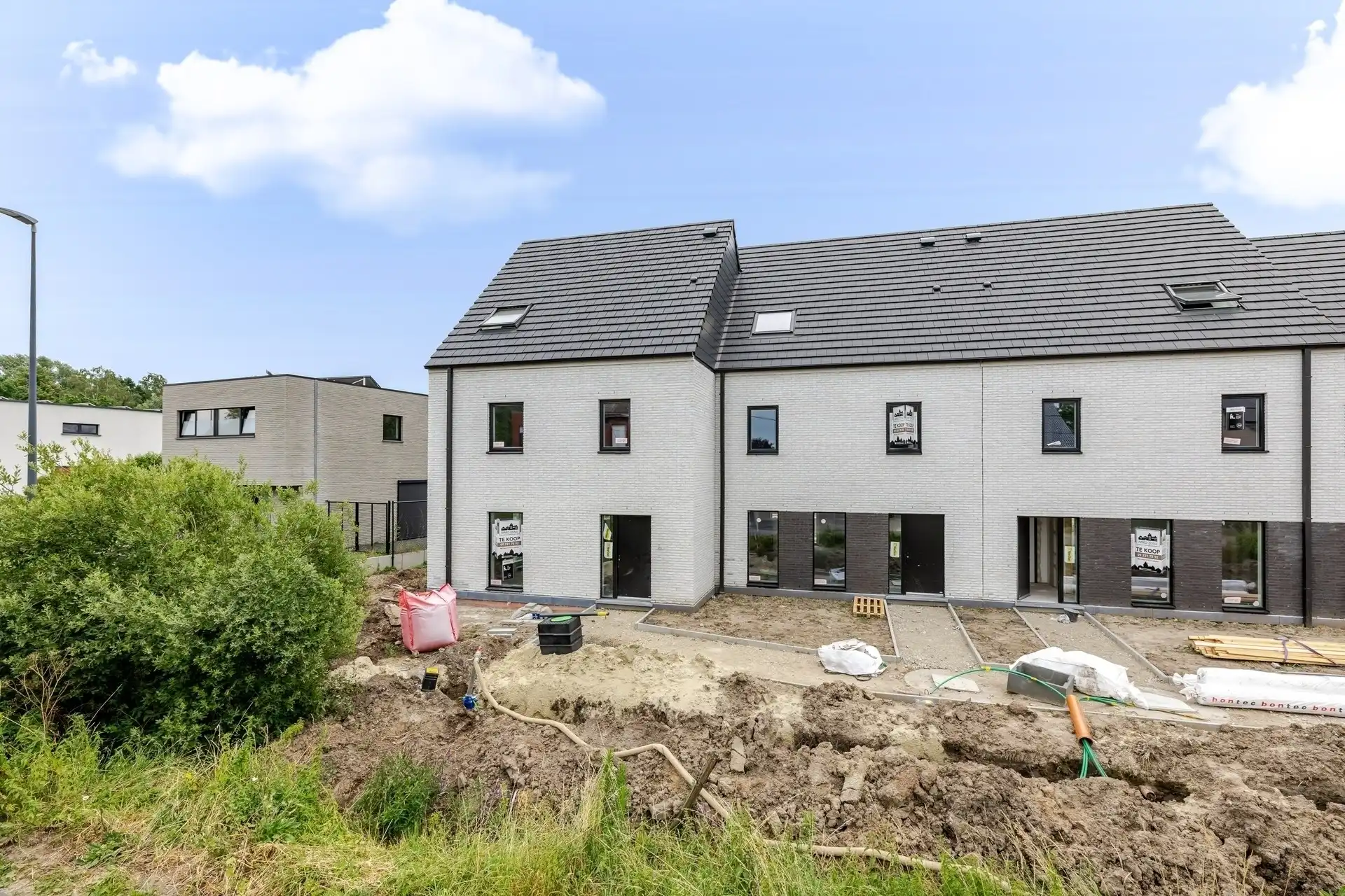 Nieuwbouwwoning met 3 slaapkamers in een zeer rustige buurt foto 18