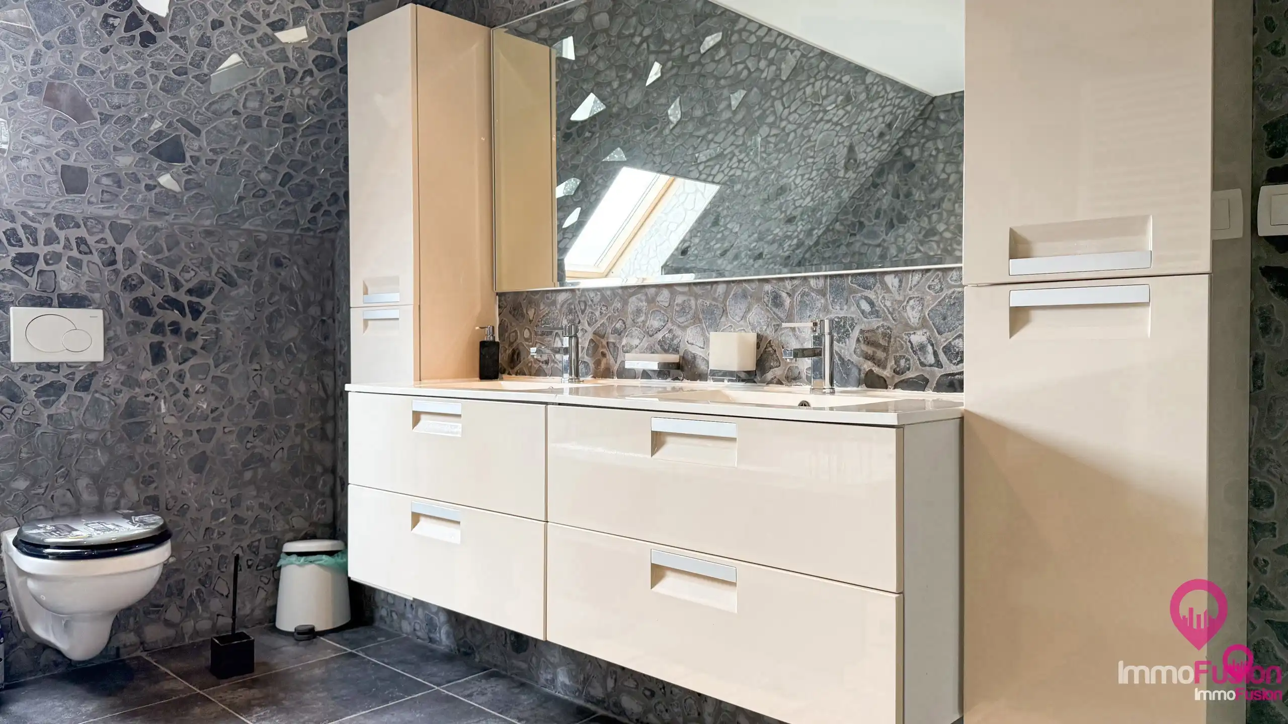 Ruim energiezuinig duplex appartement met 3 slaapkamers! foto 26