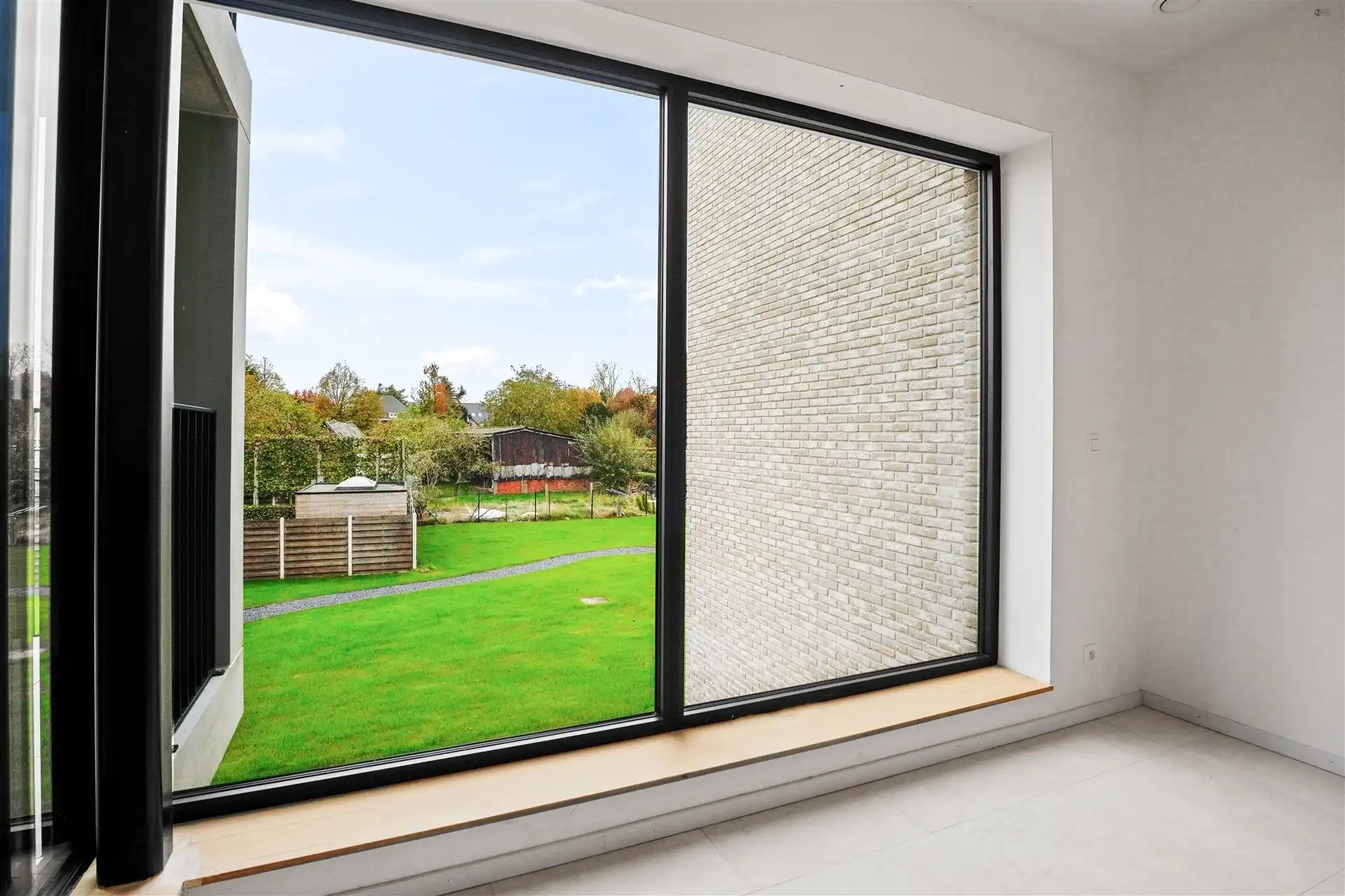 Top gelegen 2 slaapkamer appartement met mooi zicht foto 5