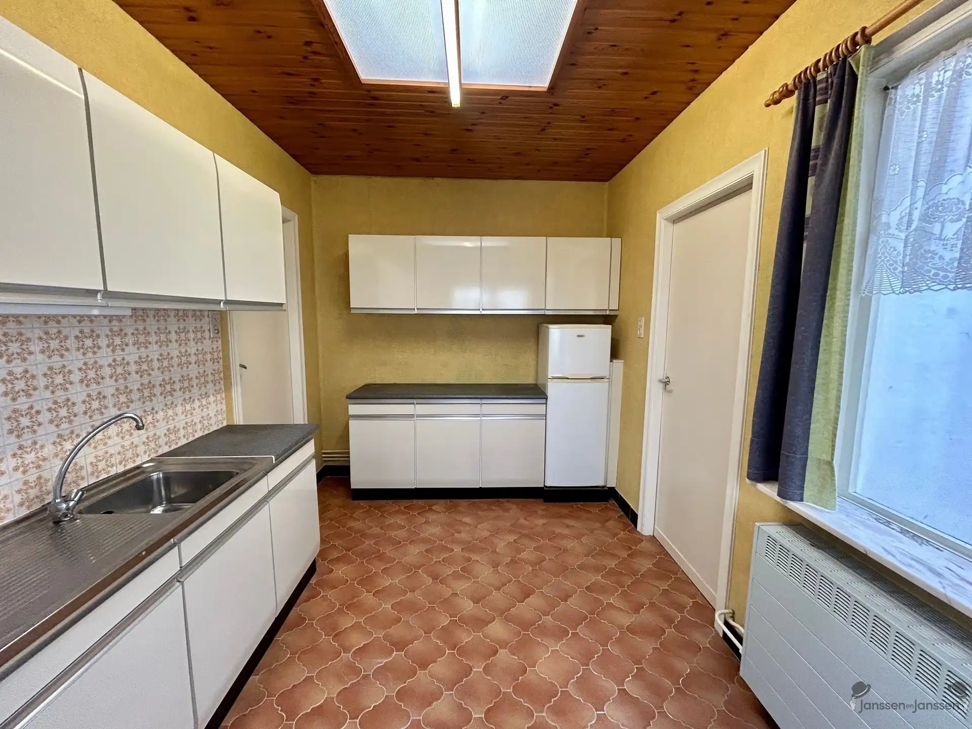 Ruime renovatiewoning gelegen in Hartje Hamm foto 7