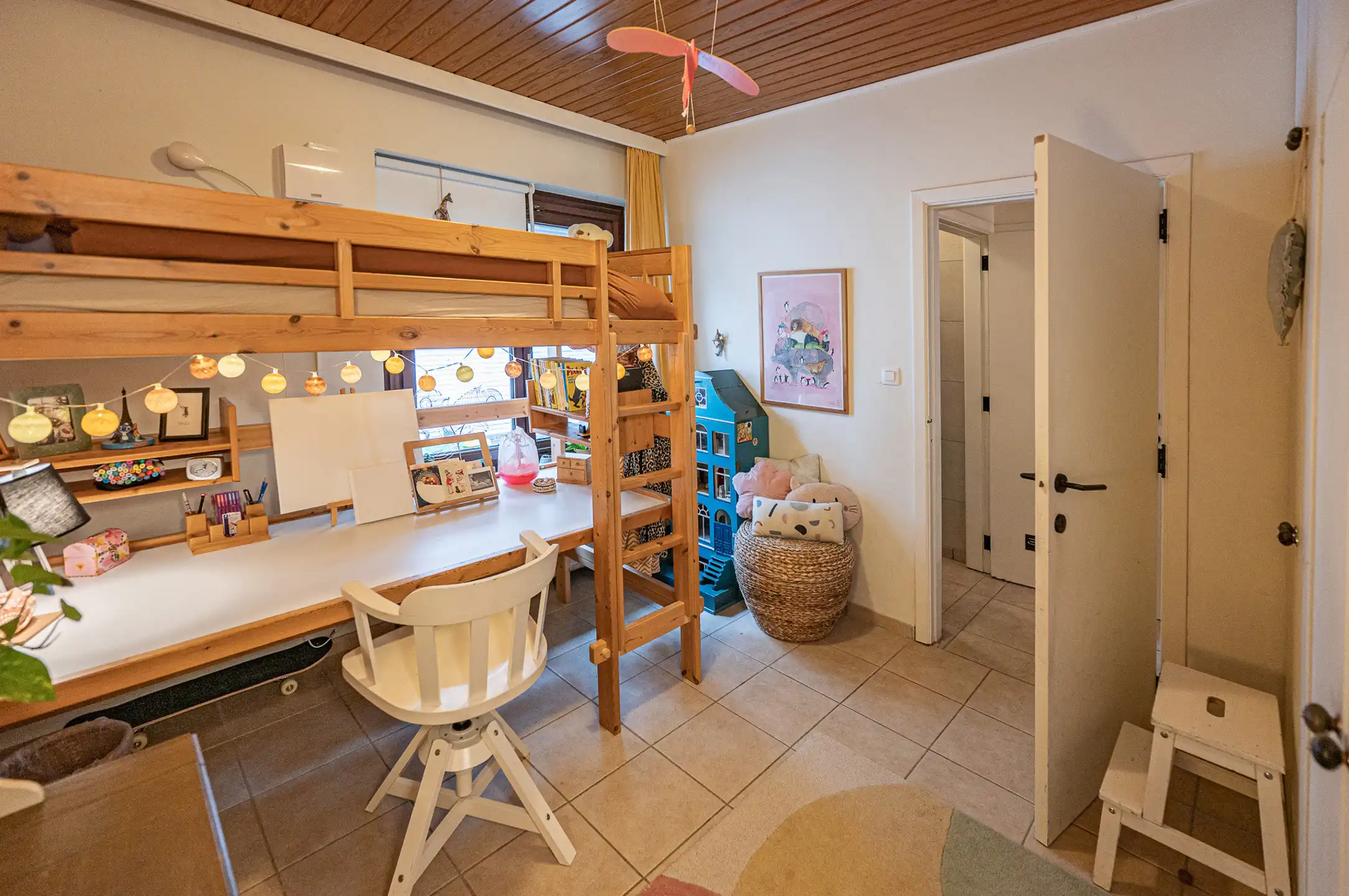 Charmante gezinswoning op een bijzonder rustig plekje foto 21