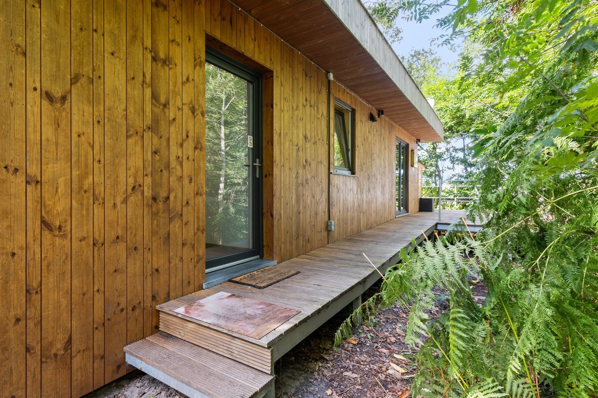 Fantastisch gelegen nieuwbouwchalet foto 2