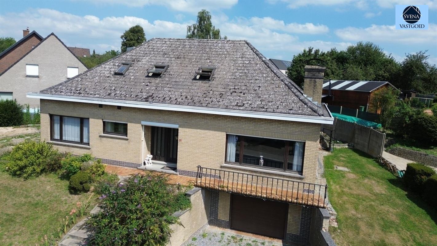 Hoofdfoto van de publicatie: RUIME WONING MET 4 SLAAPKAMERS EN GARAGE IN RUSTIGE OMGEVING