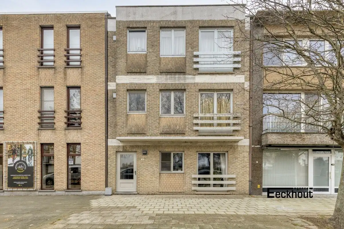 Gezellig appartement met 2 slaapkamers en ruime tuin met garage. foto 6