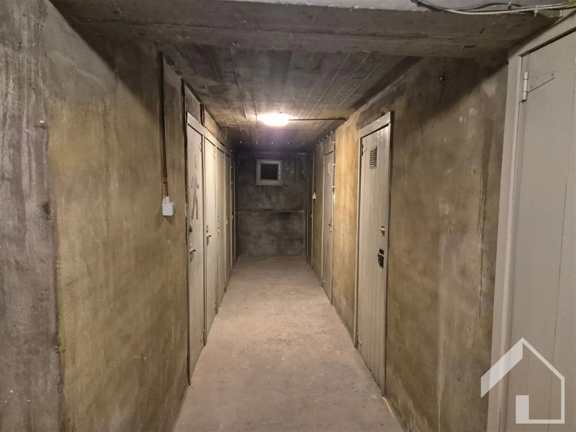 Gelijkvloersappartement op toplocatie met 1 slaapkamer en binnenkoer foto 14