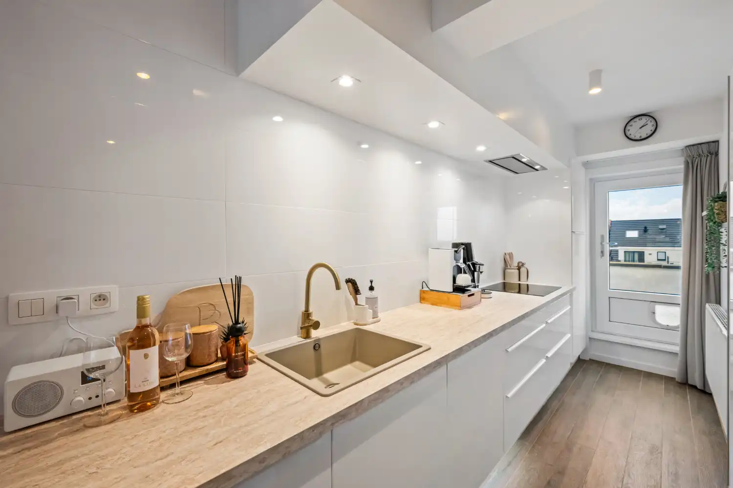 Stijlvol afgewerkt penthouse met 1 slaapkamer in het hart van Blankenberge foto 5