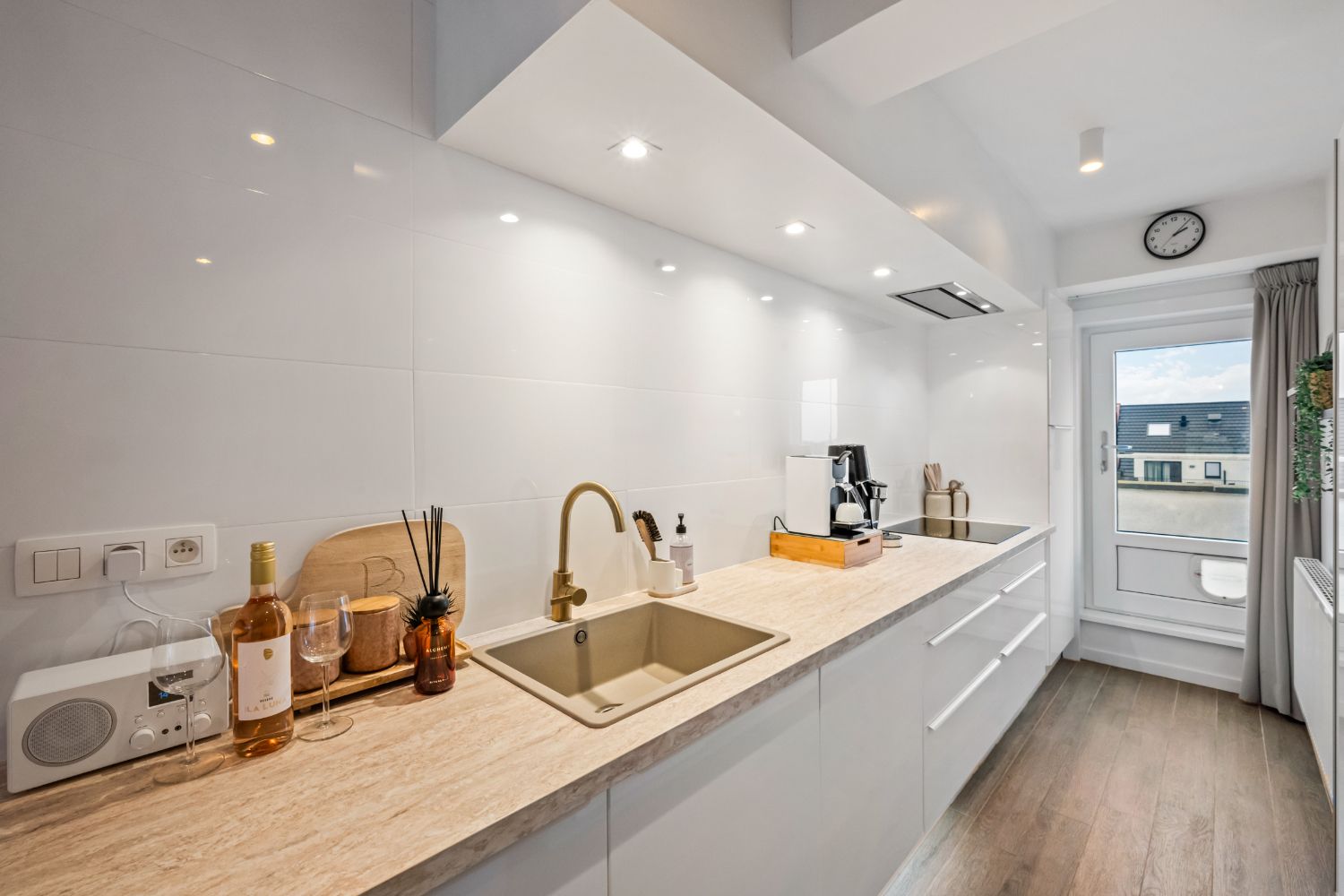 Stijlvol afgewerkt penthouse met 1 slaapkamer in het hart van Blankenberge foto 5