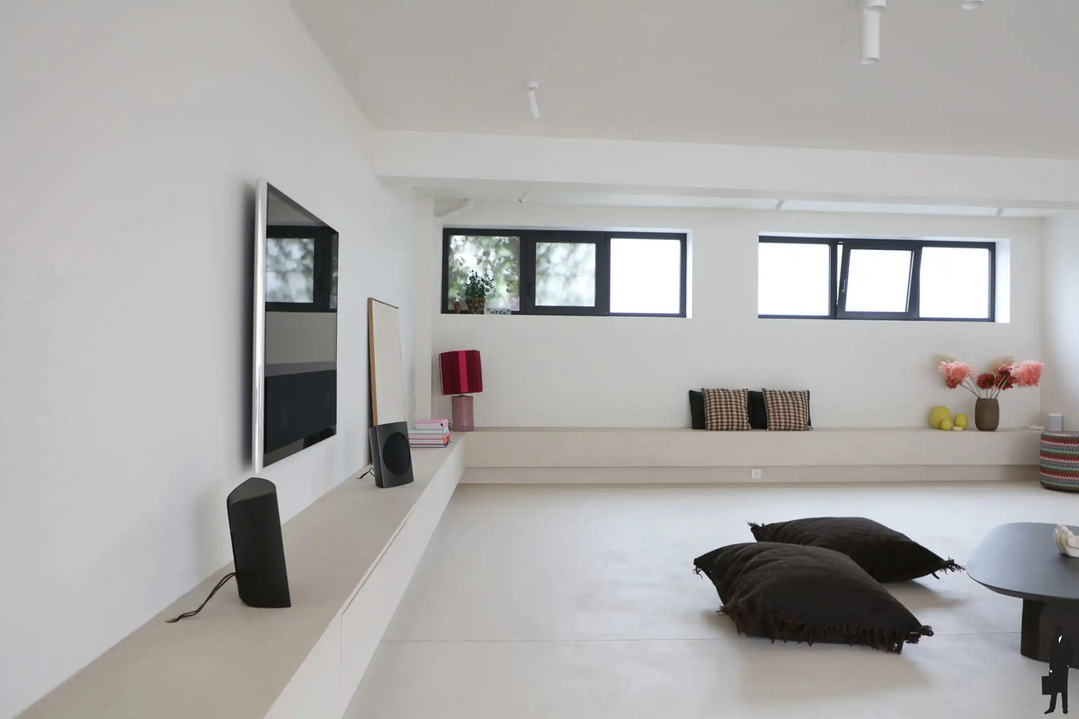 Instapklare woning met 3-4 slpks & polyvalente handelsruimte foto 9