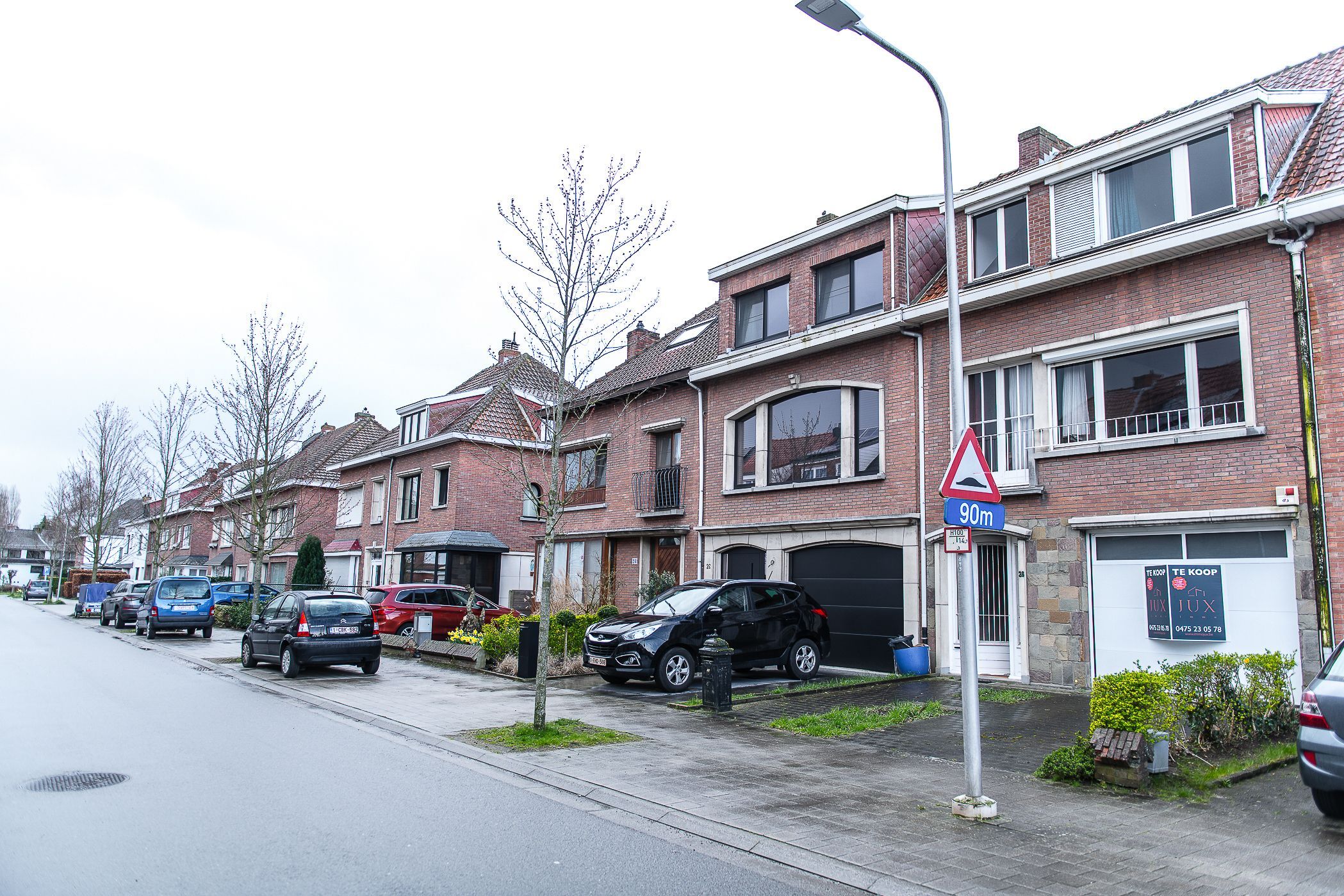 Hoofdfoto van de publicatie: Te moderniseren woning met 4 slaapkamers, tuin en garage