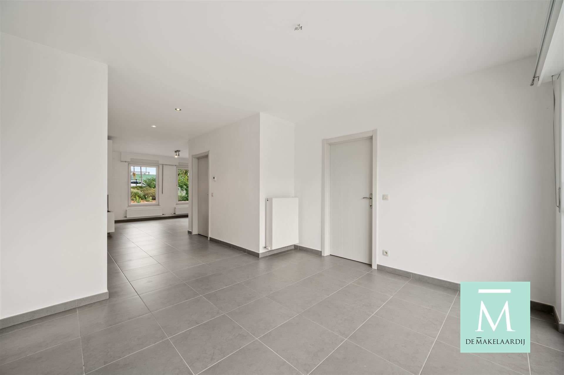 Prachtige halfopen woning aan de Vaart op de grens Zemst en Mechelen! foto 5