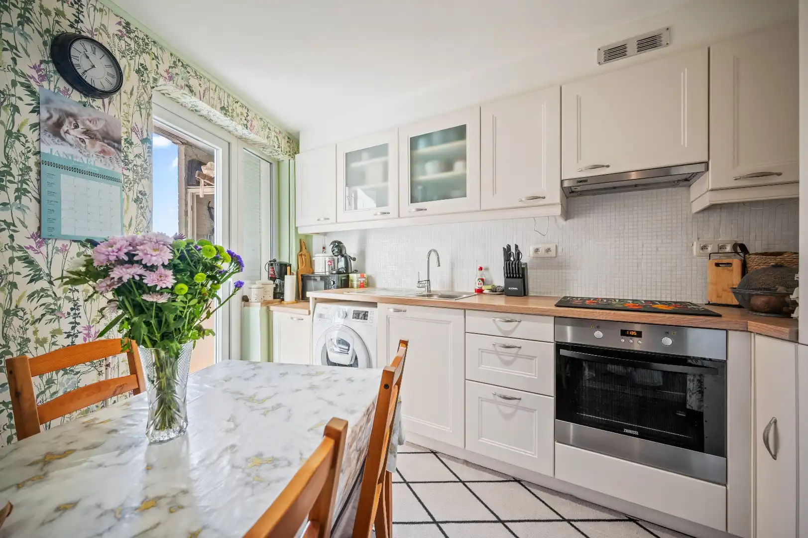 Instapklaar appartement in het centrum van Tienen foto 4